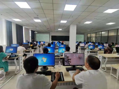 秀山电商技能培训火热招生 计算机技术培训，培训费食宿费全免